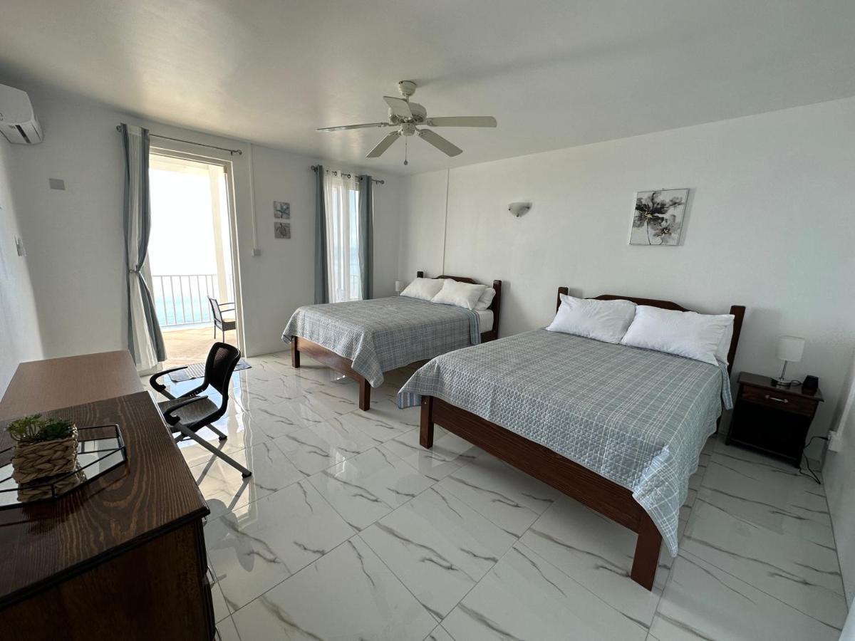 Eldorado Guesthouse & Car Rental ロゾー エクステリア 写真