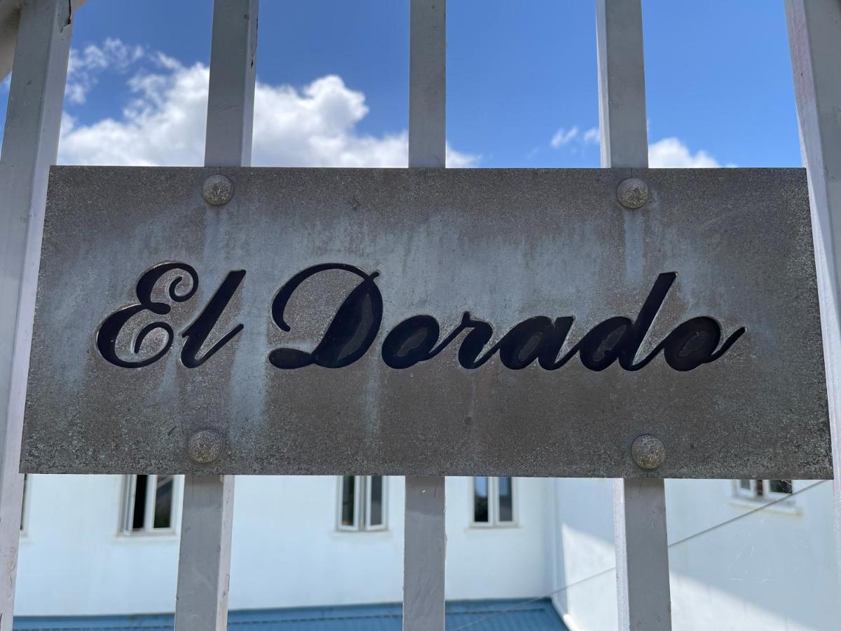 Eldorado Guesthouse & Car Rental ロゾー エクステリア 写真