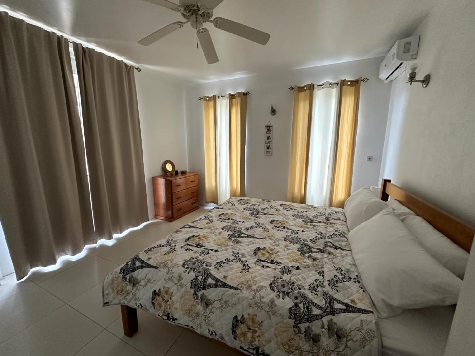 Eldorado Guesthouse & Car Rental ロゾー 部屋 写真