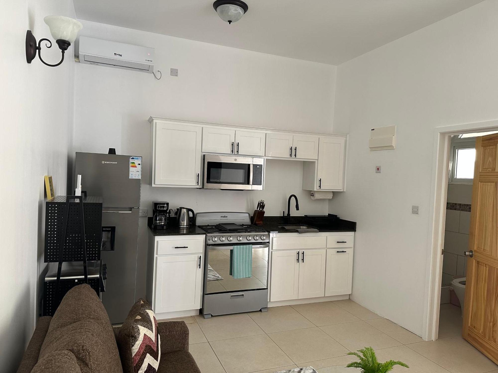 Eldorado Guesthouse & Car Rental ロゾー 部屋 写真