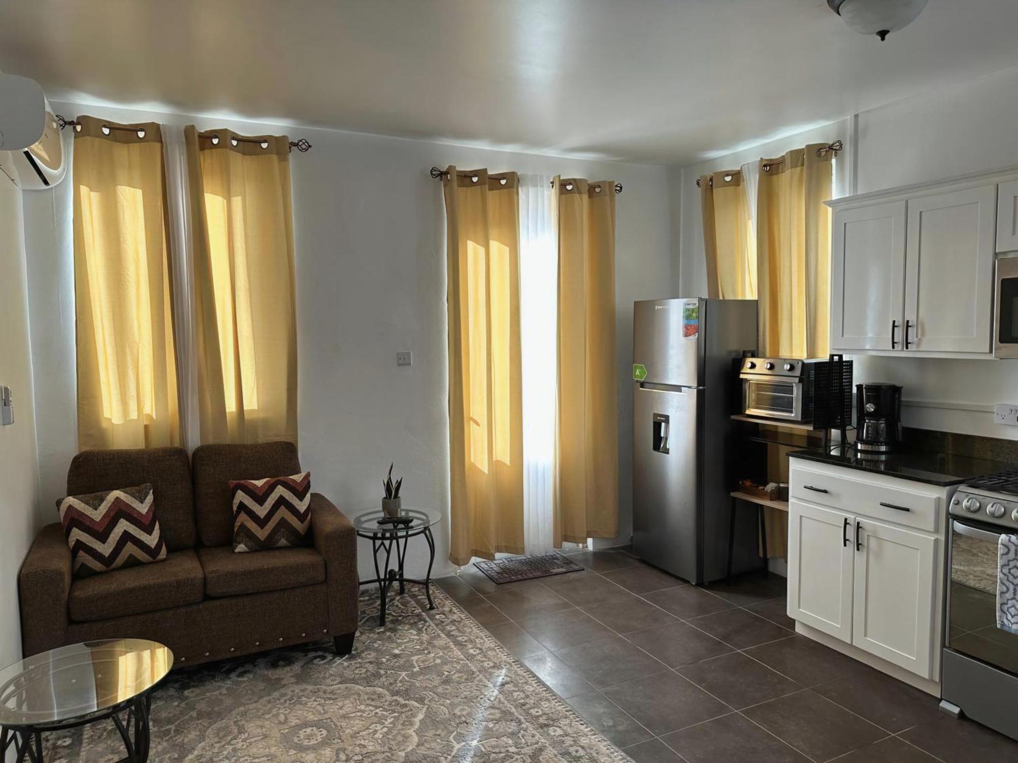 Eldorado Guesthouse & Car Rental ロゾー 部屋 写真