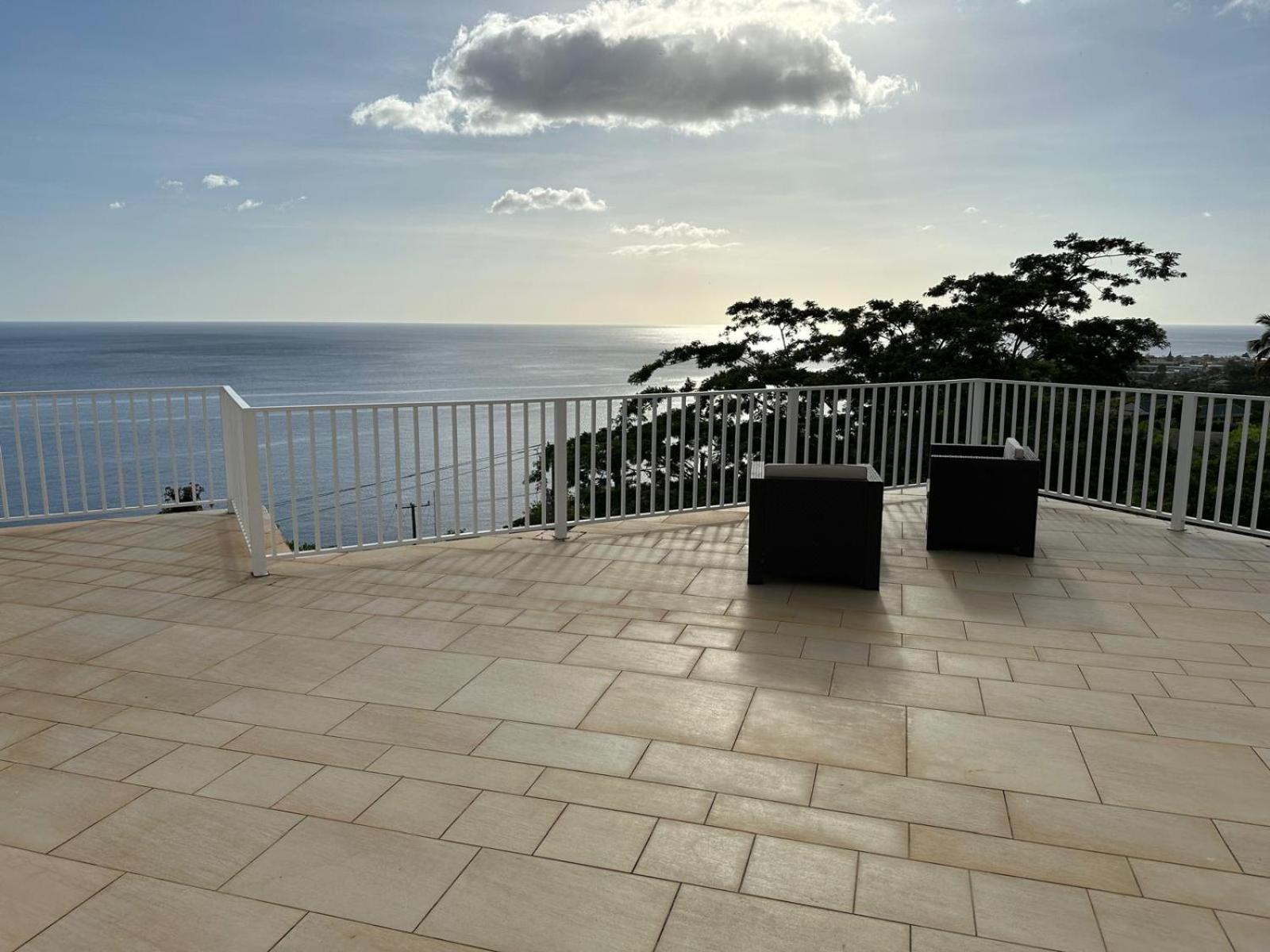 Eldorado Guesthouse & Car Rental ロゾー 部屋 写真